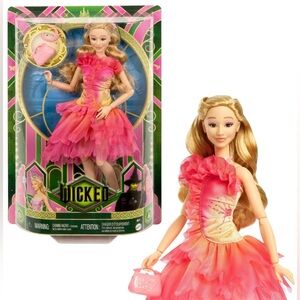 UNIVERSAL PICTURES GLINDA FASHION DOLL WITH REMOVABLE FASHIONS & ACCESSORIES